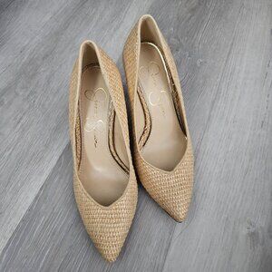 Jessica Simpson Haneh Pump, Women's Size 6M, Natural worn MSRP $